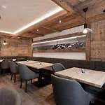 Hotel Tanzer