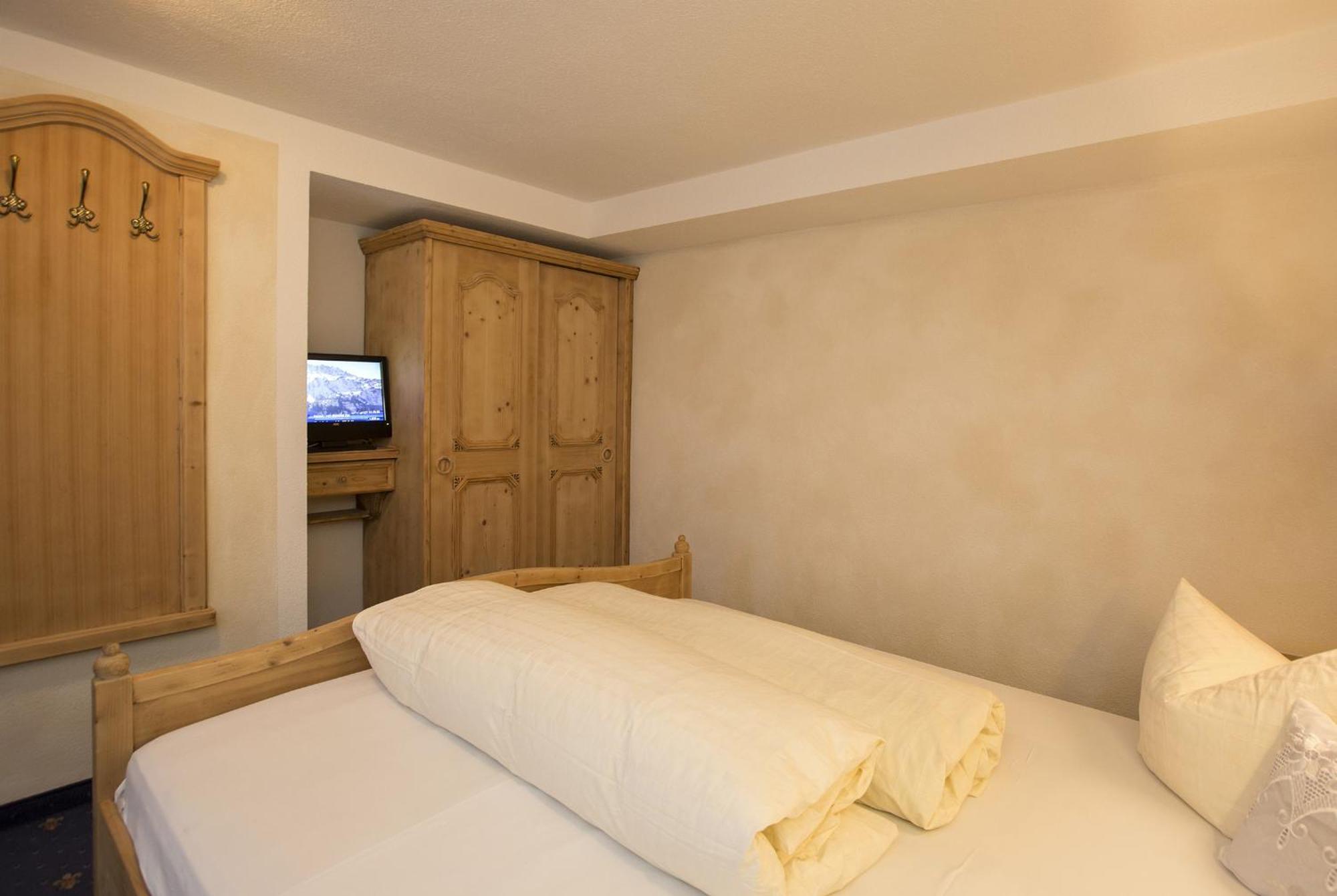 Tanzer Hotel 3*